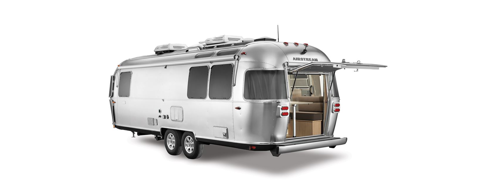 2021-Airstream-Flying-Cloud-featured