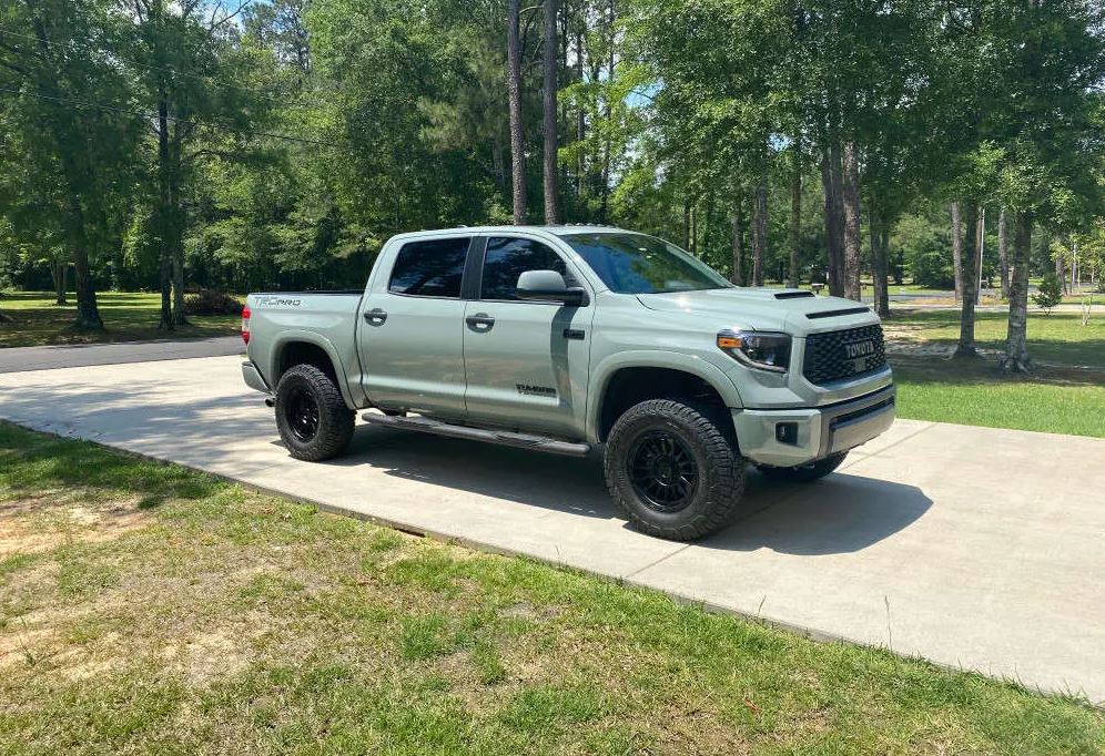 2021-Toyota-Tundra-OM0C039U-featured