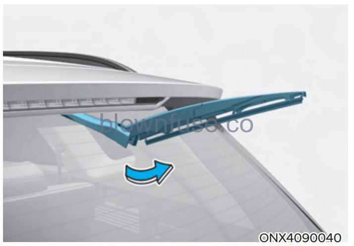 2022 Hyundai Tucson Wiper blades fig 8