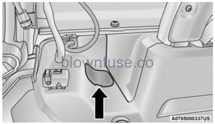 2022 Jeep Wrangler VEHICLE MAINTENANCE fig 27