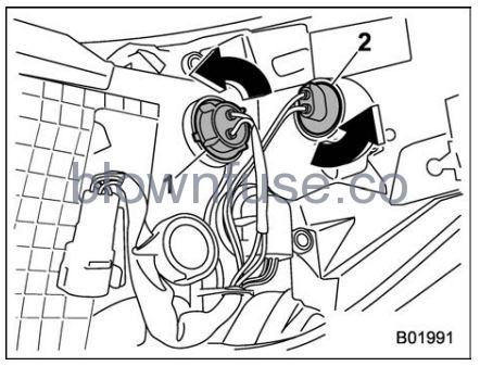 2022 Subaru Outback Replacing Bulbs fig 14