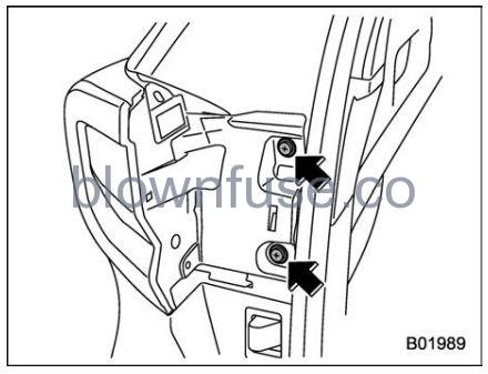 2022 Subaru Outback Replacing Bulbs fig 16