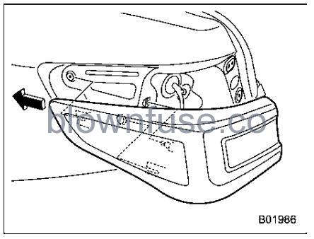 2022 Subaru Outback Replacing Bulbs fig 8