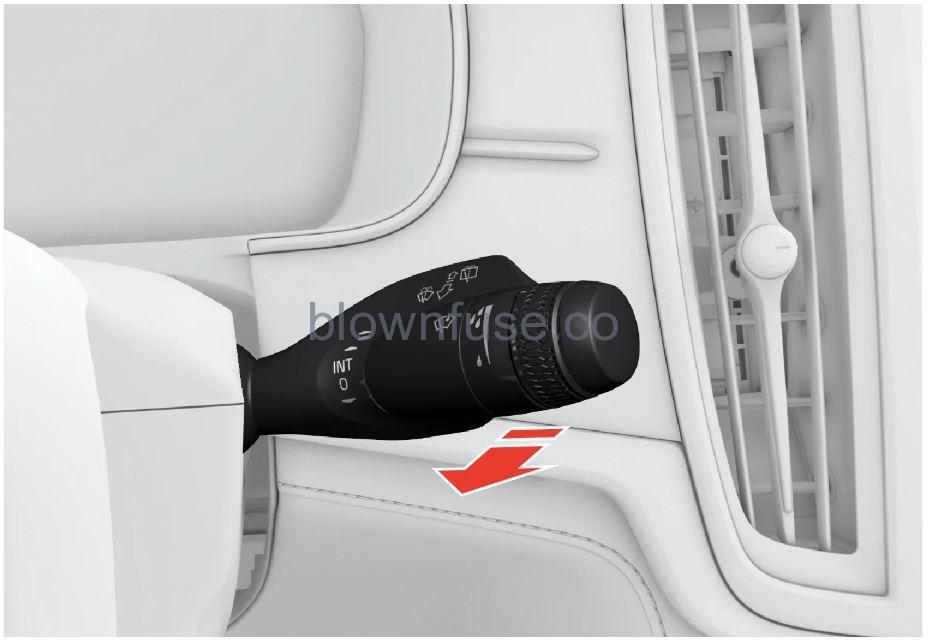 2021 Polestar 1 Windshield and rear window (2)