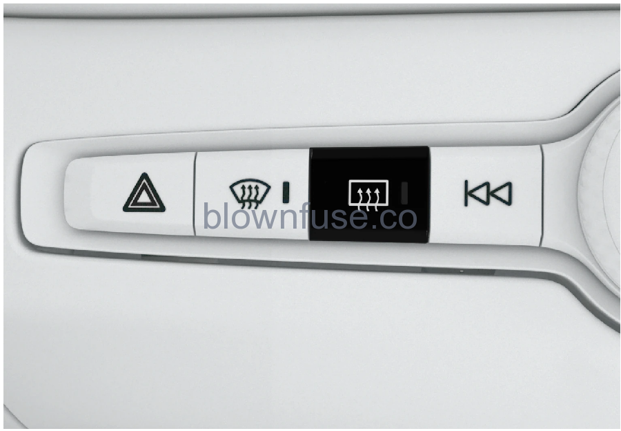 2021 Polestar 2 Climate controls for windows and mirrors 4