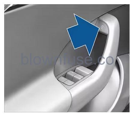 2021 Tesla Model S Doors fig 2