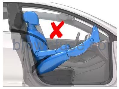2021 Tesla Model Y Airbags (3)