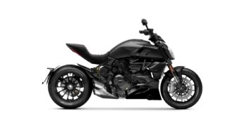 2022 Ducati DIAVEL 1260 Owners Manual