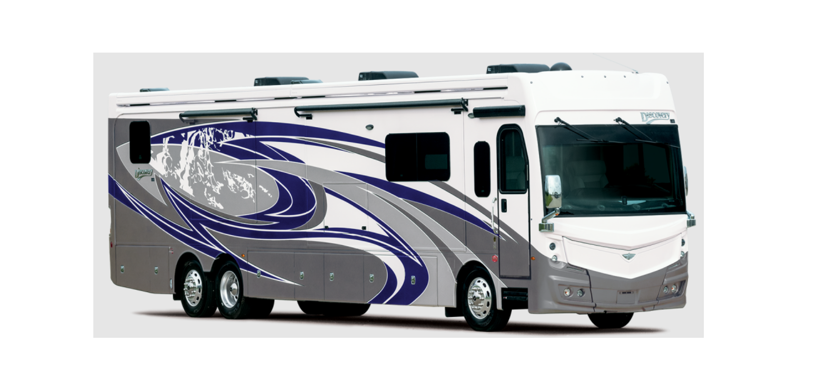 2022 Fleetwood RV Discovery LXE featured