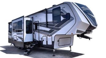 2021 Grand Design RV MOMENTUN FW Owners Manual