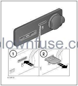 2022-JAGUAR-F-PACE-CAMERAS-FIG137