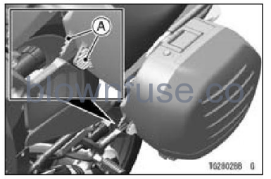 2022-Kawasaki-CONCOURS-14ABS-Saddlebags-Accessory-FIG-3