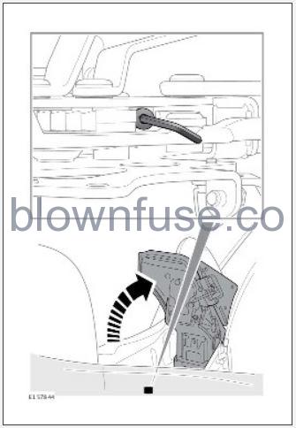 2023-JAGUAR-F-TYPE-FIG18