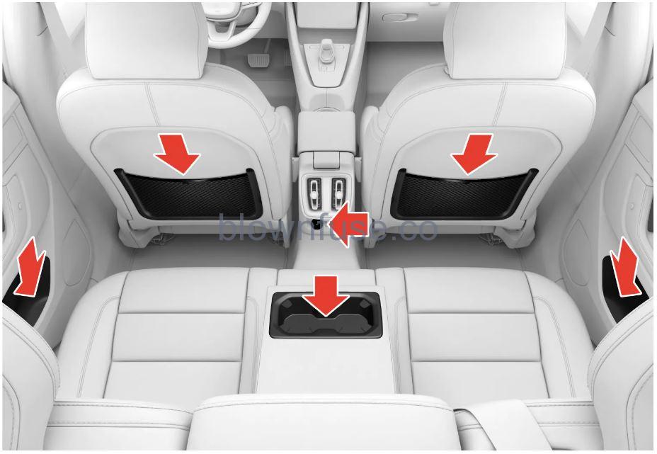 2023-Polesta-2-Storage-and-passenger-compartment-fig- (5)