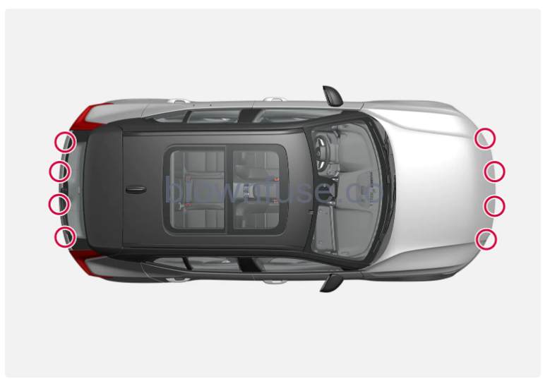 2023-Volvo-C40-Recharge-Camera-and-radar-unit-3