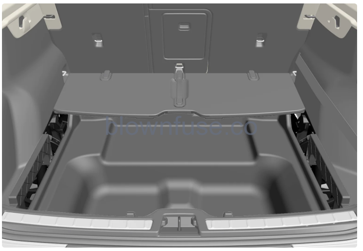 2023 Volvo C40 Recharge Cargo area 12