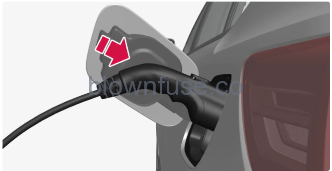 2023 Volvo C40 Recharge Charging the high voltage battery 5