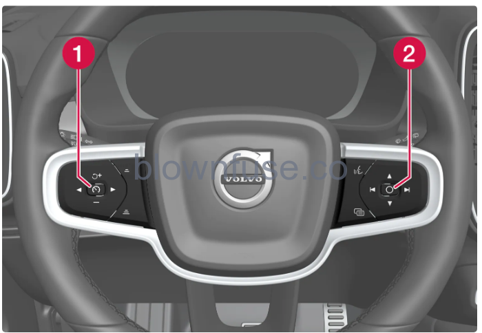 2023-Volvo-C40-Recharge-Steering-wheel-3