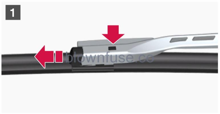 2023 Volvo C40 Recharge Wiper blades and washer fluid-6