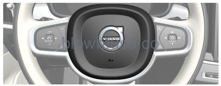 2023 Volvo S60 Steering wheel-4