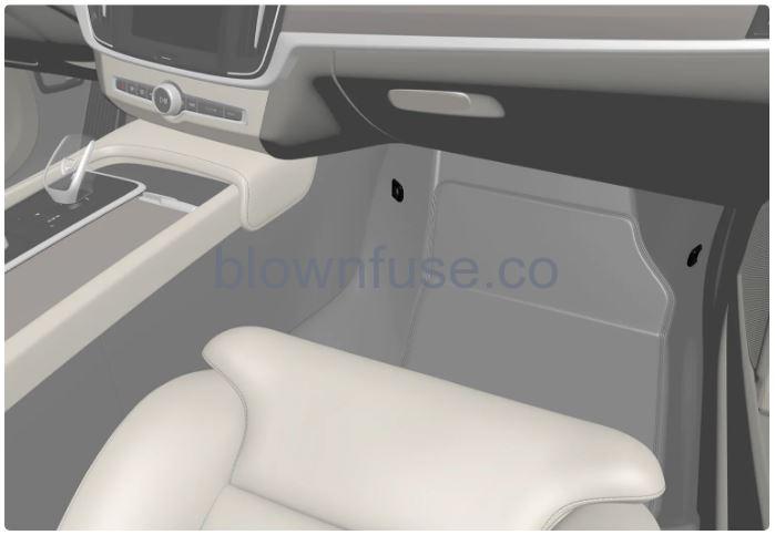 2023-Volvo-S90-S90-Recharge-Plug-in-Hybrid-fig28