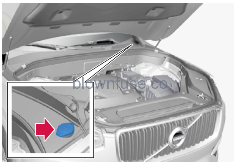 2023-Volvo-V60-Wiper-blades-and-washer-fluid-3