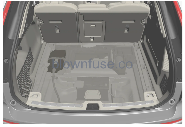 2023-Volvo-XC60-XC60-Recharge-Plug-in-Hybrid-Battery-fig20