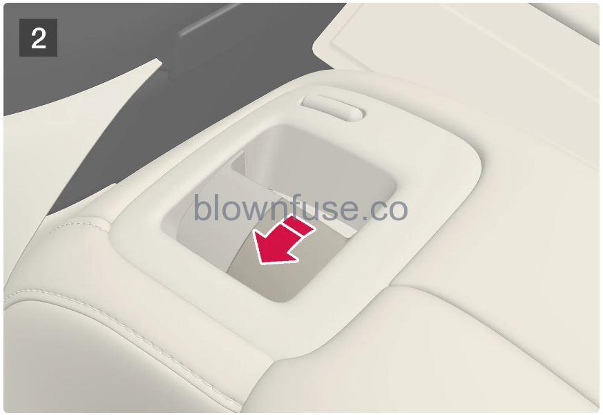 2023-Volvo-XC60-XC60-Recharge-Plug-in-Hybrid-Rearview-mirrors-fig51