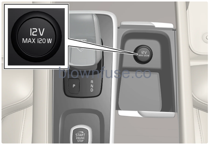 2023-Volvo-XC60-XC60-Recharge-Plug-in-Hybrid-Storage-and-passenger-compartment-fig5