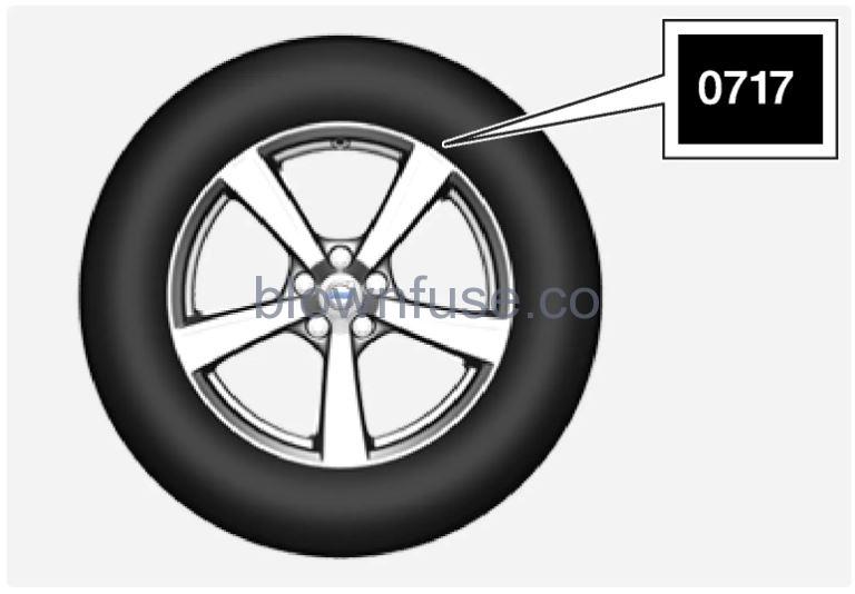 2023-Volvo-XC60-XC60-Recharge-Plug-in-Hybrid-fig22