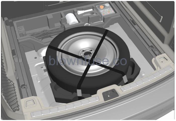 2023-Volvo-XC60-XC60-Recharge-Plug-in-Hybrid-fig27