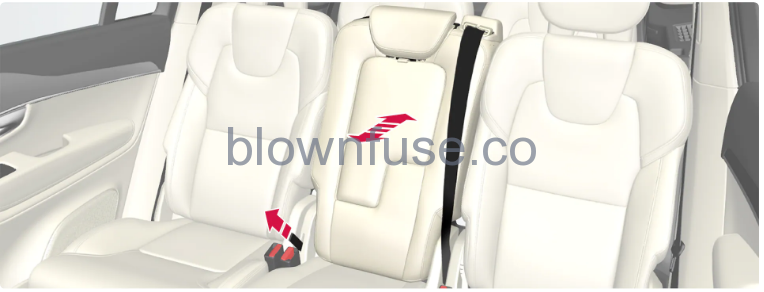 2023-Volvo-XC90-Rear-seat-fig-10