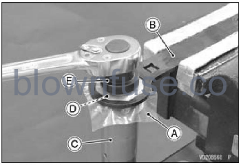 2022-Kawasaki-KX250-Front-Suspension-fig-23