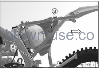 2022-Kawasaki-KX450-MAINTENANCE-AND=ADJUSTMENT fig (57)