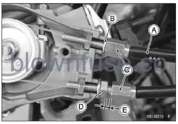 2022-Kawasaki-KX450-MAINTENANCE-AND=ADJUSTMENT fig (66)