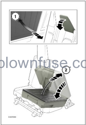 2023-Land-Rover-DEFENDER-REAR-SEATS-10