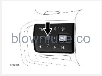 2023-Land-Rover-DISCOVERY-INSTRUMENT-PANEL-fig-5