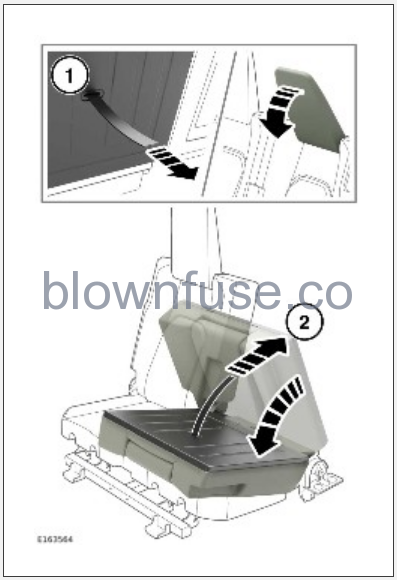 2023-Land-Rover-Discovery-Sport-FRONT-SEATS-FIG-8