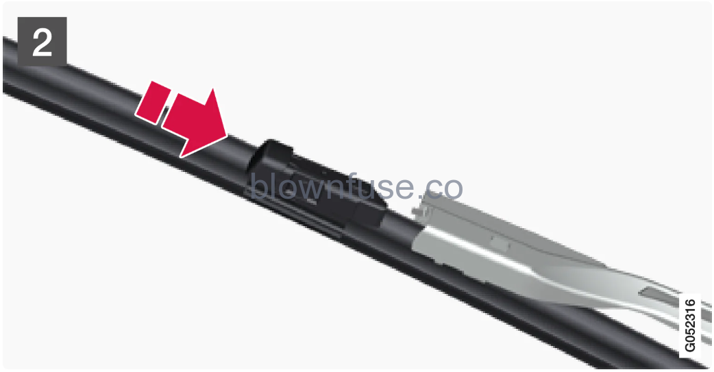 2023-Volvo-XC40-Wiper-blades-and-washer-fluid-FIG-7