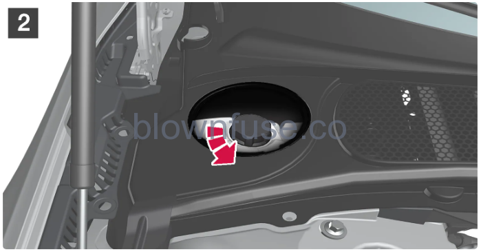 2020-Volvo-S90-Engine-compartment-fig-10
