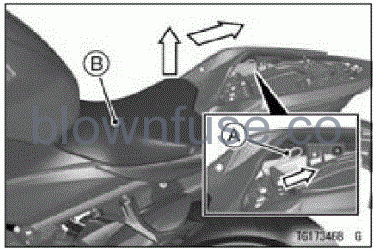 2022-Kawasaki-NINJA-400-General-information-fig- (52)