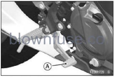 2022-Kawasaki-NINJA-400-RIDE-MOTORCYCLE-fig- (9)