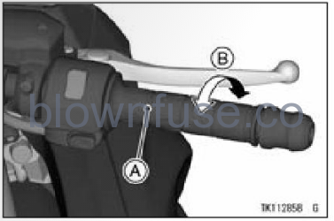 2022-Kawasaki-NINJA-650-ABS-MAINTENANCE-AND-ADJUSTMENT-Fig- (19)