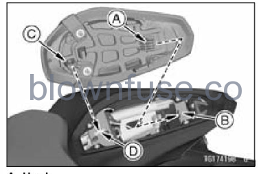 2022-Kawasaki-Z900-SE-general-information-fig- (109)