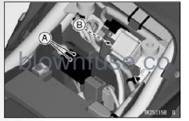 2022-Kawasaki-Z900-SE-maintainance-adjustment-fig (72)