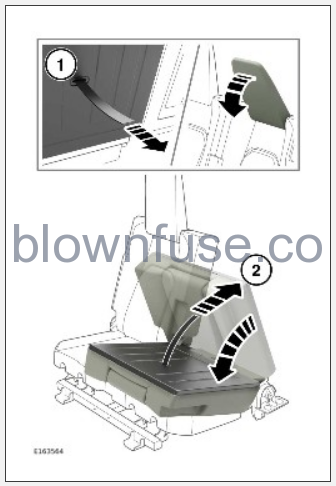 2022-Land-Rover-DEFENDER-REAR-SEATS-fig-10