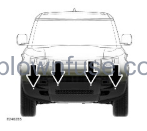 2022-Land-Rover-DEFENDER-VEHICLE-CLEANING-Fig-1