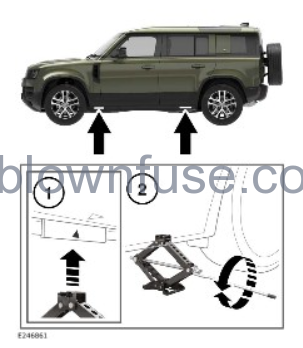 2022-Land-Rover-DEFENDER-WHEEL-CHANGING-Fig-10