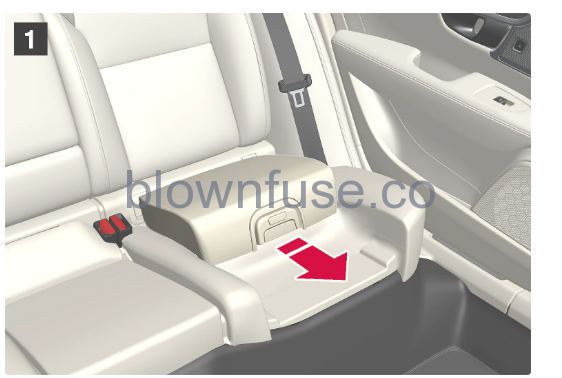 2022-Volvo-S90-Integrated-child-seat-fig- (6)
