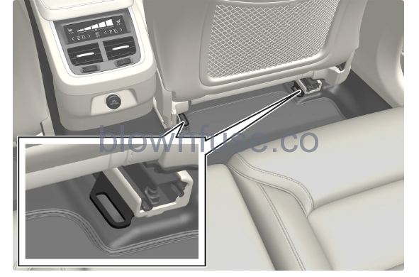 2022-Volvo-S90-Mounting-points-for-child-seats-fig- (2)